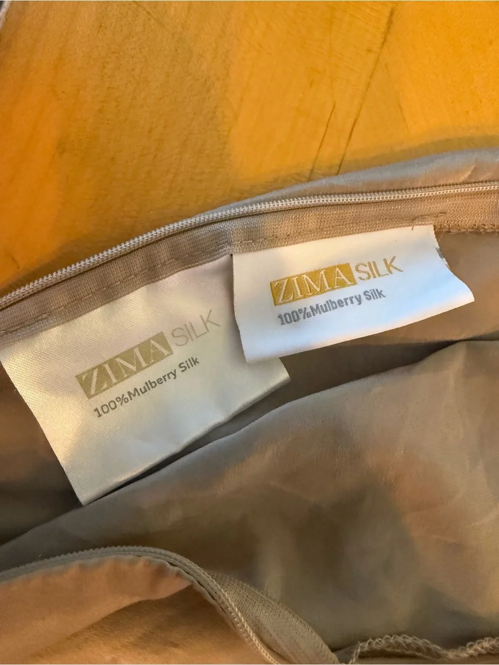 ZIMASILK 100% Mulberry Silk Queen Pillowcase Champagne Hidden Zipper 20x29